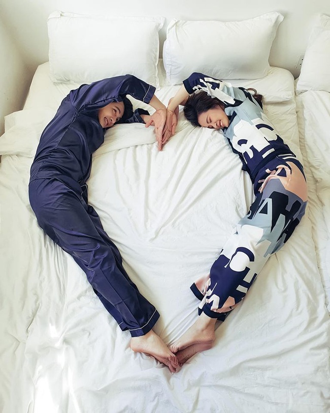 Đông Nhi – Ông Cao Thắng tung ảnh pyjama, Trấn Thành “thả nhẹ” bình luận nhận ngay “kết đắng” - Ảnh 3.