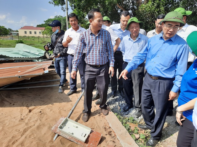 Bí thư Thành ủy TP.HCM đi thị sát xây dựng trái phép - Ảnh 5.