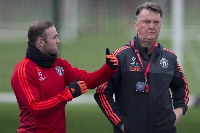 Rooney từng muốn HLV Van Gaal ở lại