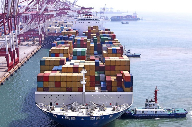 Doanh nghiệp xuất khẩu Trung Quốc điêu đứng khi Mỹ, EU dấn sâu vào suy thoái - Ảnh 1.