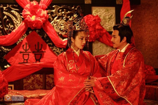 Khó tin gái nạ ròng được hoàng đế Trung Quốc phong làm hoàng hậu - Ảnh 9.