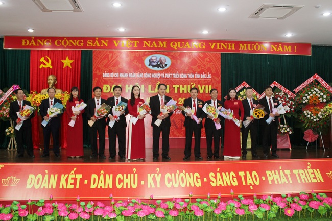 Agribank tỉnh Đắk Lắk tổ chức thành công Đại hội Đảng bộ lần thứ VII, nhiệm kỳ 2020 – 2025.  - Ảnh 4.