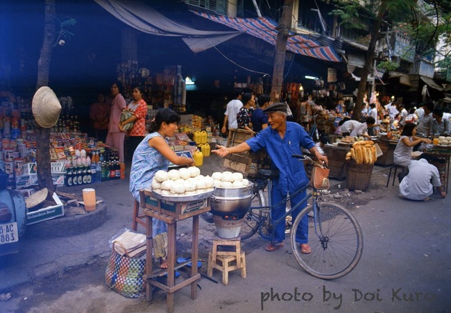 Loạt ảnh cực lý thú về bánh mì ở Sài Gòn xưa - Ảnh 18.