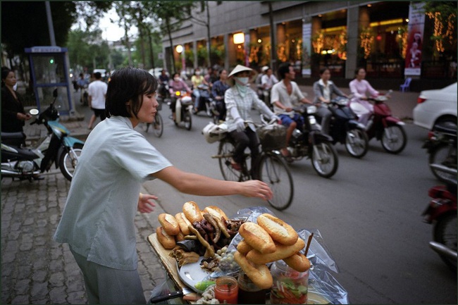 Loạt ảnh cực lý thú về bánh mì ở Sài Gòn xưa - Ảnh 22.