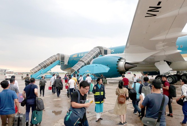Cục Hàng không Việt Nam đề xuất tăng tần suất bay nội địa - Ảnh 1.