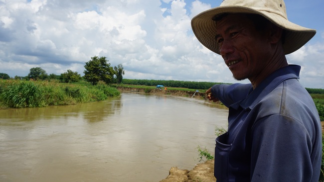 Bình Thuận: Nông dân kêu cứu vì đất canh tác bị Hà Bá “nuốt” chửng - Ảnh 3.