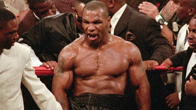 Những pha knock-out kinh điển của Mike Tyson - Ảnh 1.