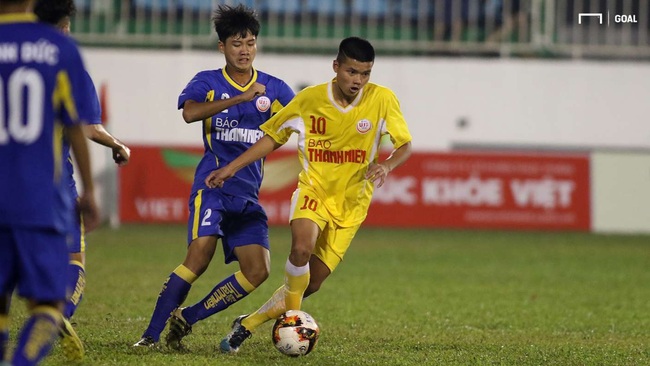 Vì sao 80% tuyển thủ U19 Việt Nam không được dự U19 Quốc gia? - Ảnh 1.