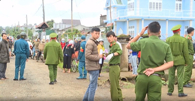 Chân dung nghi phạm sát hại 2 chị em với nhiều vết chém - Ảnh 2.