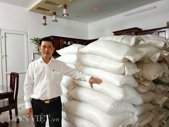 Công an vào cuộc vụ mua 10 tấn gạo làm từ thiện, bị tráo hàng chất lượng kém - Ảnh 1.