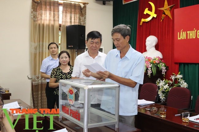 Hội Nông dân tỉnh Sơn La bầu bổ sung 2 Uỷ viên Ban Chấp hành - Ảnh 2.