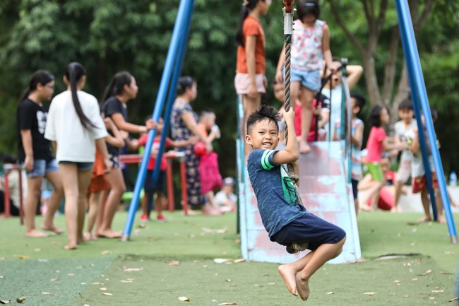 Nghỉ hè đủ 3 tháng: Kẻ mừng- người lo (bài1): Trả lại mùa hè ý nghĩa cho trẻ nhỏ  - Ảnh 1.