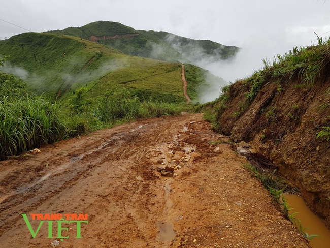 Phát triển giao thông nông thôn ở Nậm Nhùn: Còn đó những khó khăn - Ảnh 1.