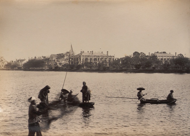Ảnh cực hiếm về hồ Hoàn Kiếm thập niên 1890 - Ảnh 10.
