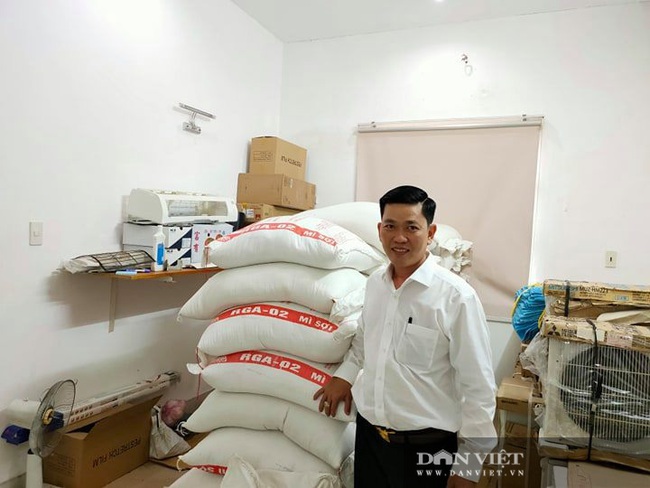 Công an thông tin vụ mua 10 tấn gạo từ thiện, bị tráo hàng chất lượng kém - Ảnh 1.