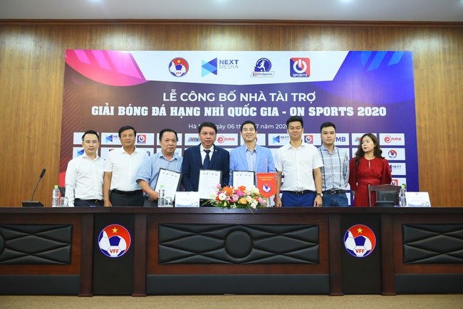 Giải bóng đá hạng Nhì quốc gia sẽ được truyền hình trực tiếp trên Next Media và On Sports - Ảnh 1.