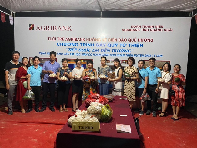Quảng Ngãi: Agribank tổ chức các hoạt động chung tay vì cộng đồng tại huyện đảo Lý Sơn - Ảnh 4.