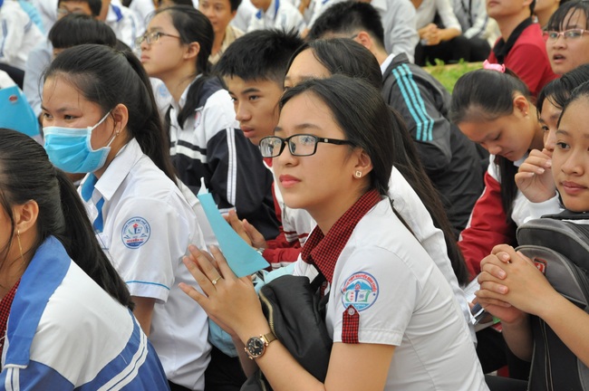 TP.HCM: Số học sinh đăng ký thi lớp 10 giảm mạnh - Ảnh 1.