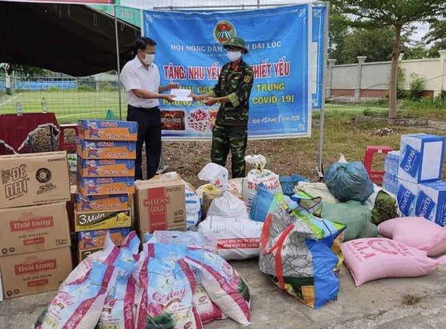 Dịch Covid-19: HND Đại Lộc tiếp sức hàng ngàn tấn gạo, rau quả cho tuyến đầu chống dịch - Ảnh 1.