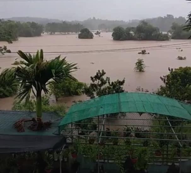 Thái Nguyên: 1 người bị thương, nhiều nhà dân sạt lở do mưa lớn - Ảnh 1.