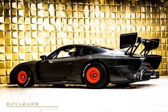 Chiêm ngưỡng chiếc Porsche làm từ sợi carbon giá gần 40 tỷ vinh danh một huyền hoại - Ảnh 5.