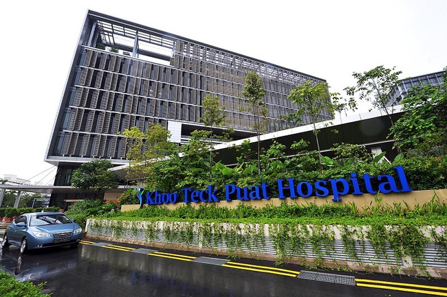 Bệnh viện công lớn nhất Singapore tài trợ 8 tỷ đồng thiết bị y tế và chia sẻ kinh nghiệm chống dịch với Đà Nẵng - Ảnh 1.