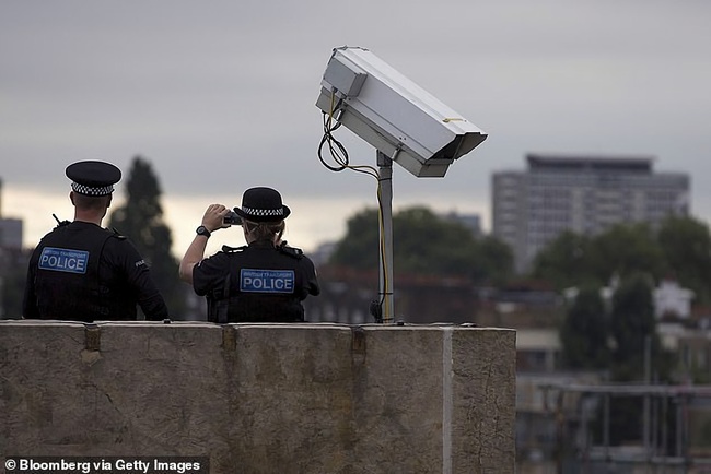 Công nghệ đặc biệt giúp cảnh sát Anh nhận diện tội phạm - Ảnh 2.