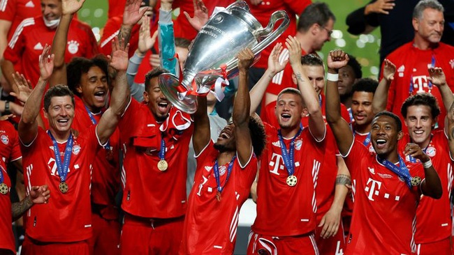 &quot;Nhà vô địch tuyệt đối&quot; Bayern Munich được truyền thông ca tụng hết lời - Ảnh 1.