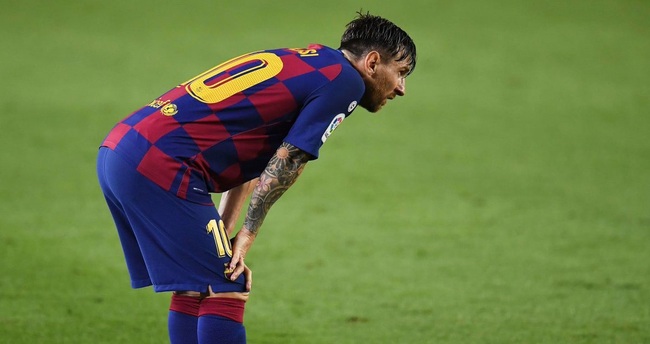 Messi đã yêu cầu được rời Barca trong Hè này