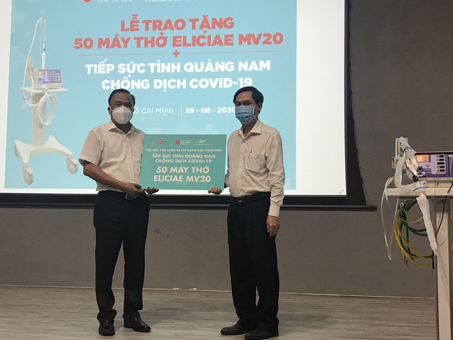 Dịch Covid19: Đại học Văn Lang và Tập đoàn Thịnh Phát tặng Quảng Nam 12 tỷ đồng - Ảnh 1.