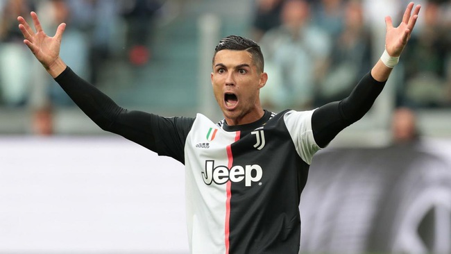 Hụt Chiếc giày Vàng châu Âu, Ronaldo vẫn báo tin vui với Juve - Ảnh 1.