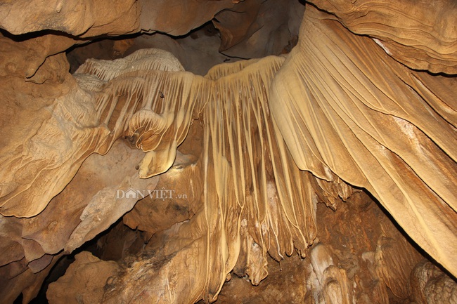 Quảng Trị: Phát hiện hang động mới, đẹp lung linh ở thôn Trỉa - Ảnh 12.