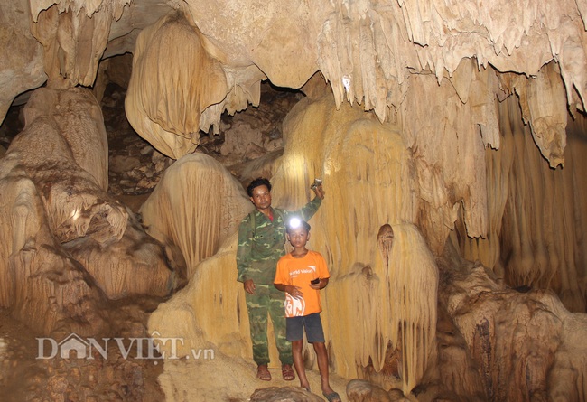 Quảng Trị: Phát hiện hang động mới, đẹp lung linh ở thôn Trỉa - Ảnh 6.
