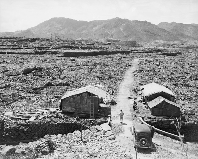 Vì sao Mỹ thả quả bom nguyên tử thứ hai sau khi hủy diệt Hiroshima - Ảnh 4.