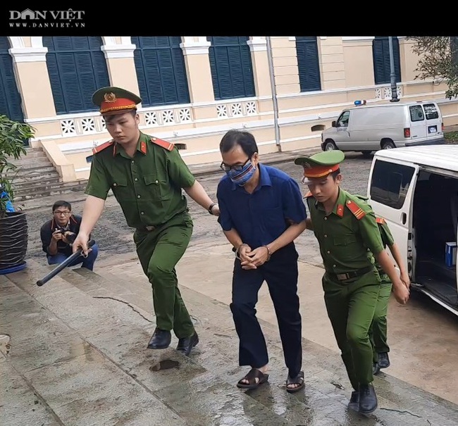 Chùm ảnh các bị cáo trong vụ xét xử nguyên Phó chủ tịch UBND TP.HCM Nguyễn Thành Tài đến tòa sáng 19/9 - Ảnh 5.