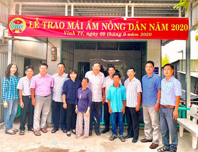 Thêm nhiều “bông hoa đẹp” kỷ niệm 90 năm Ngày thành lập Hội  - Ảnh 1.