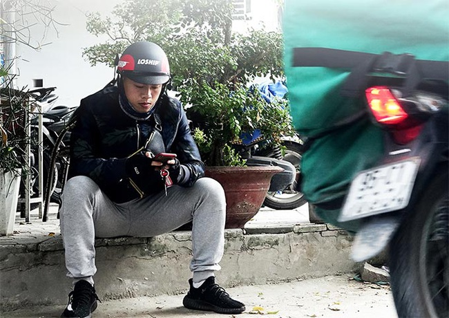 Cựu tuyển thủ U18 Việt Nam chạy xe ôm kiếm sống: Mơ ngày trở lại - Ảnh 2.