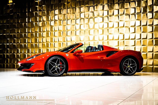 Giới mê xe hoài nghi về giá bán 14,8 tỷ đồng của siêu xe Ferrari 488 Pista Spider &quot;hàng lướt&quot; - Ảnh 4.