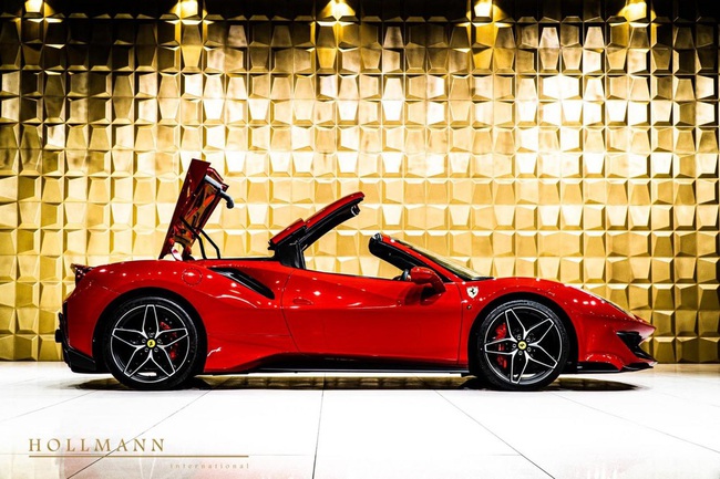 Giới mê xe hoài nghi về giá bán 14,8 tỷ đồng của siêu xe Ferrari 488 Pista Spider &quot;hàng lướt&quot; - Ảnh 13.