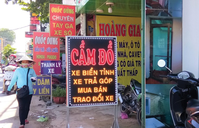  Lãi suất cầm đồ ở… trên trời! - Ảnh 1.