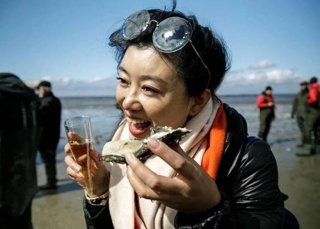Đan Mạch mời du khách Trung Quốc sang ăn hàu để &quot;giải cứu bờ biển&quot; - Ảnh 2.
