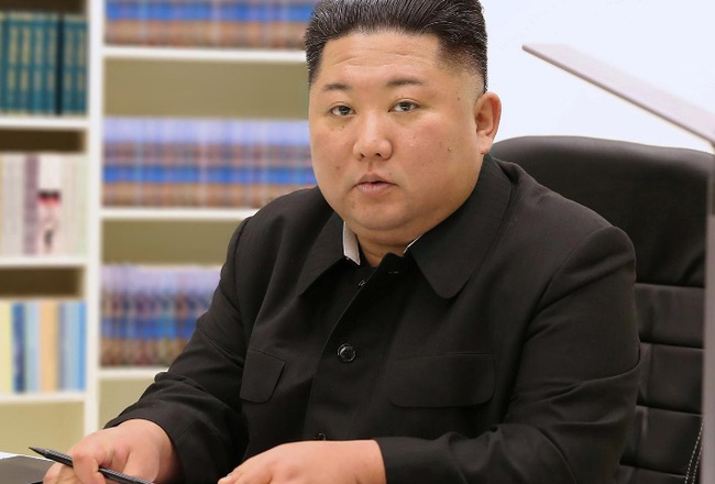 Lãnh đạo Triều Tiên Kim Jong-un làm gì để chào đầu Năm mới 2021? - Ảnh 1.