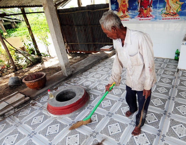 Ngôi làng có hố nước sôi sùng sục hàng trăm năm độc nhất miền Tây - Ảnh 4.