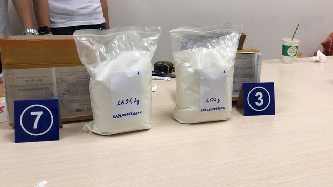 Hơn 31 kg ma túy trong các kiện hàng nhập khẩu gửi qua đường chuyển phát nhanh, bưu chính - Ảnh 3.