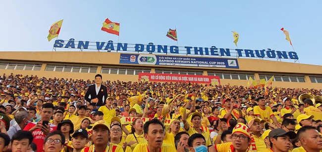 CĐV Nam Định làm nóng Thiên Trường trước trận khai mạc V.League - Ảnh 4.