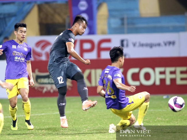 Tiến Linh ghi bàn, Bình Dương lội ngược dòng thắng Hà Nội FC - Ảnh 1.