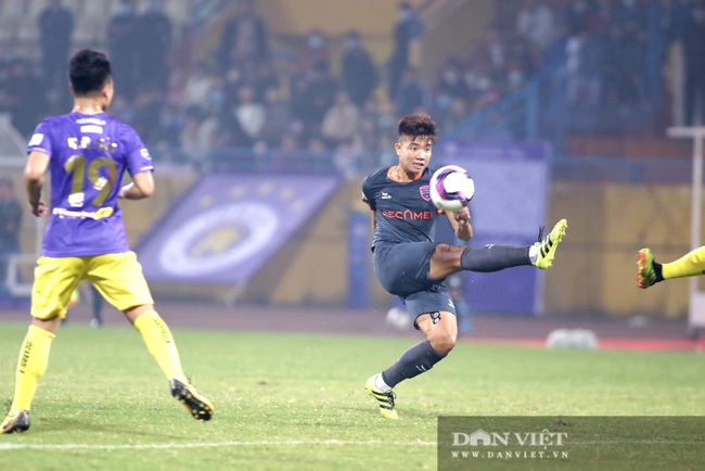 Tiến Linh ghi bàn, Bình Dương lội ngược dòng thắng Hà Nội FC - Ảnh 3.