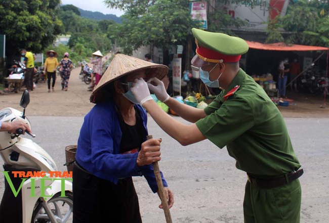 Hoà Bình: Phát hiện 2 ca dương tính với  Covid-19 - Ảnh 3.