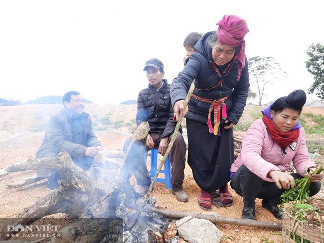  Sơn La: Người dân vùng cao co ro trong giá lạnh - Ảnh 4.