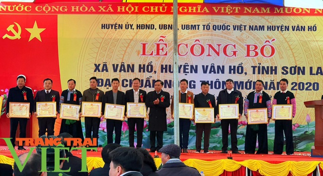 Sơn La: Thêm xã Tô Múa, Vân Hồ cán đích nông thôn mới - Ảnh 4.